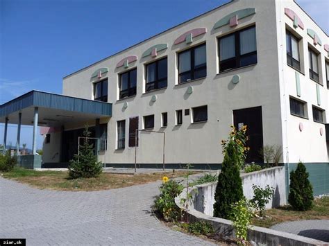 365 banka žiar nad hronom|Stredná odborná škola obchodu a služieb .
